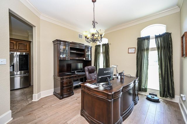 57 Cloverdale Court, Montgomery, TX 77356