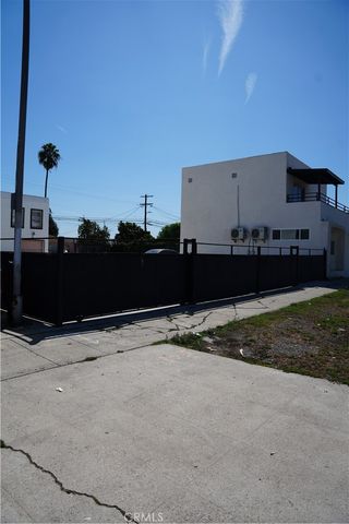 7506 S Western ave Los Angeles, Other, CA 90047