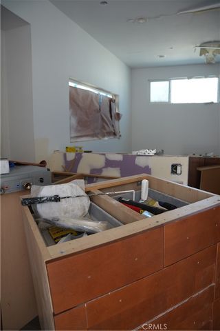 7506 S Western ave Los Angeles, Other, CA 90047