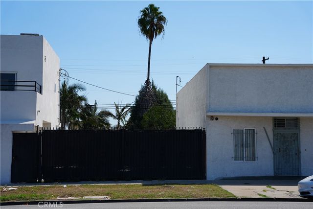 7506 S Western ave Los Angeles, Other, CA 90047