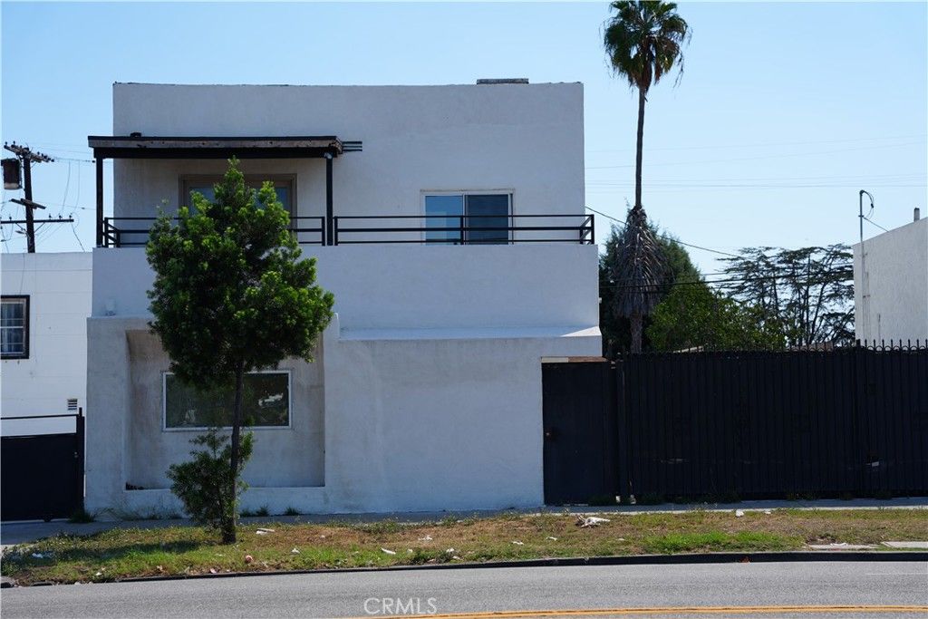 7506 S Western ave Los Angeles, Other, CA 90047