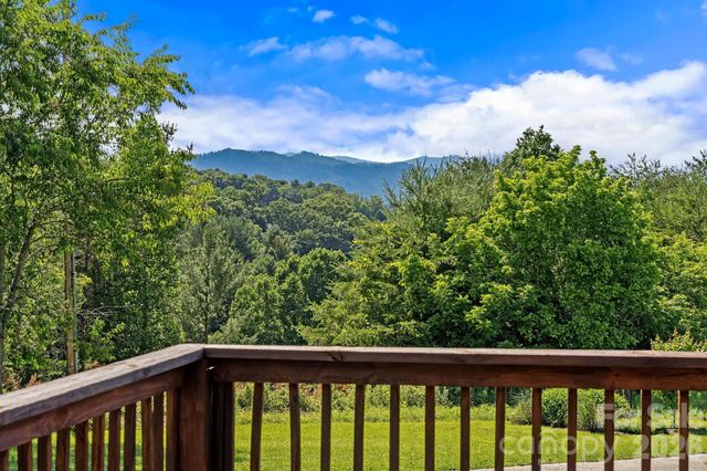 72 Ed Debruhl Road, Alexander, NC 28701