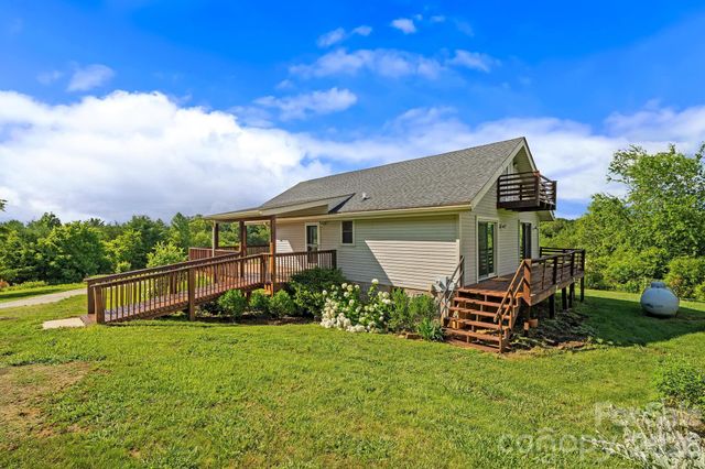72 Ed Debruhl Road, Alexander, NC 28701