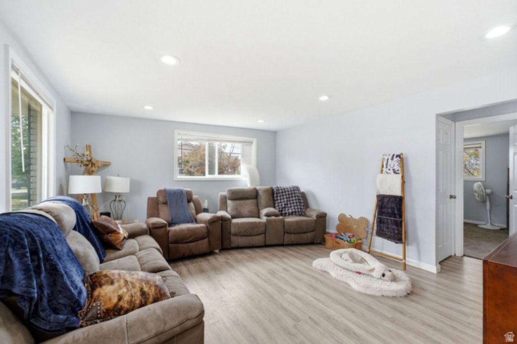 10384 S AMARYLLIS DR, White City, UT 84094 — photo 4