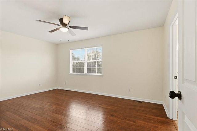 3206 Crestview Drive, High Point, NC 27260