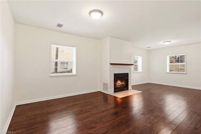 3206 Crestview Drive, High Point, NC 27260