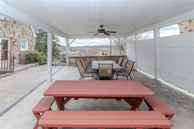 1025 Isabella Road, Connellsville, PA 15425