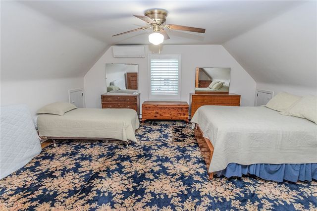 1025 Isabella Road, Connellsville, PA 15425