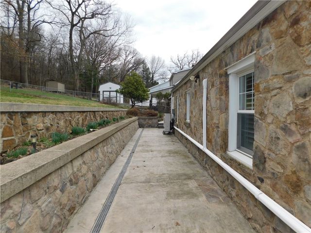 1025 Isabella Road, Connellsville, PA 15425