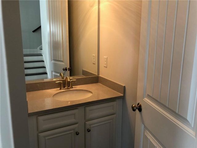 4250 Spruce Pine Alley, Doraville, GA 30360