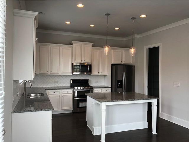 4250 Spruce Pine Alley, Doraville, GA 30360