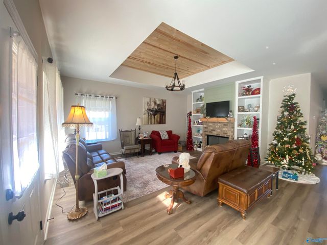 13 Kaylee Loop Road, Hartselle, AL 35640