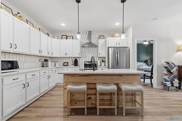 13 Kaylee Loop Road, Hartselle, AL 35640