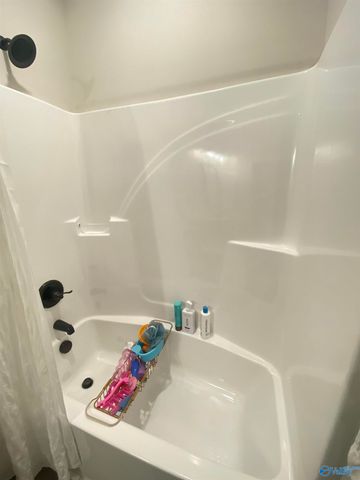 13 Kaylee Loop Road, Hartselle, AL 35640