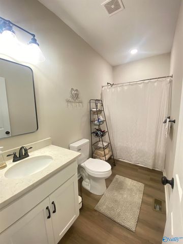 13 Kaylee Loop Road, Hartselle, AL 35640