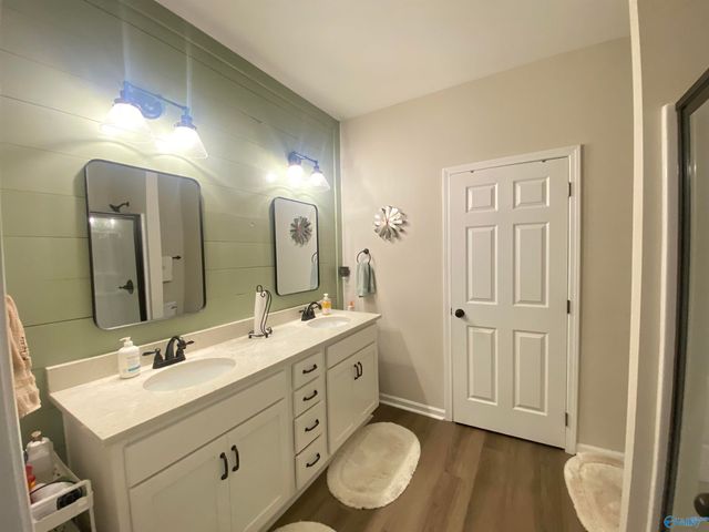 13 Kaylee Loop Road, Hartselle, AL 35640