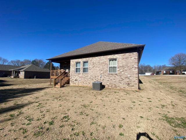 13 Kaylee Loop Road, Hartselle, AL 35640