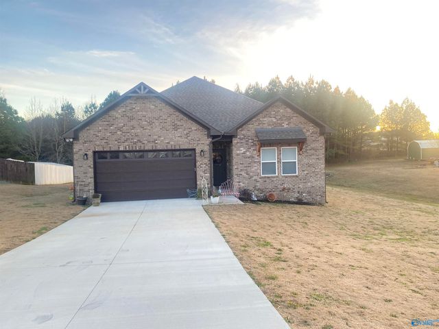 13 Kaylee Loop Road, Hartselle, AL 35640