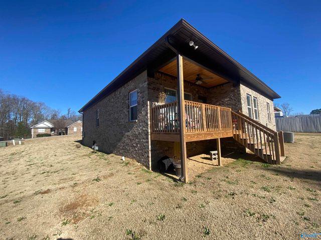 13 Kaylee Loop Road, Hartselle, AL 35640