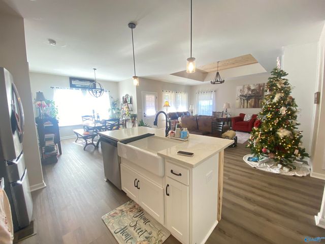 13 Kaylee Loop Road, Hartselle, AL 35640