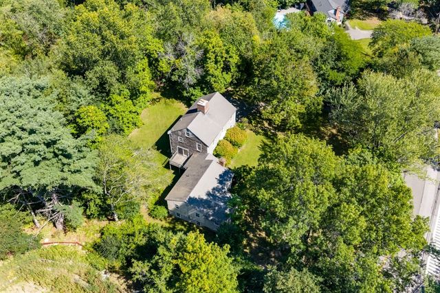 220 Essex St, Lynnfield, MA 01940