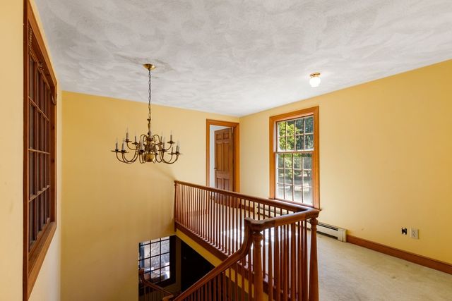 220 Essex St, Lynnfield, MA 01940