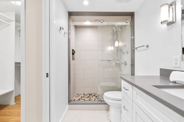 47 Harvard St B403, Boston, MA 02129