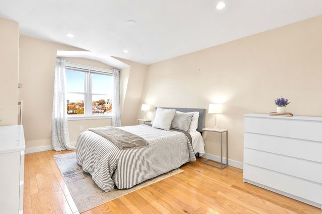 47 Harvard St B403, Boston, MA 02129