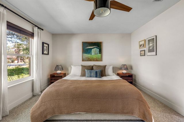 908 Merritt DR, Lockhart, TX 78644