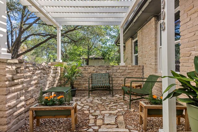 908 Merritt DR, Lockhart, TX 78644