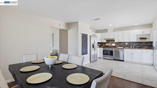 5939 Idlewild Ave, Livermore, CA 94551