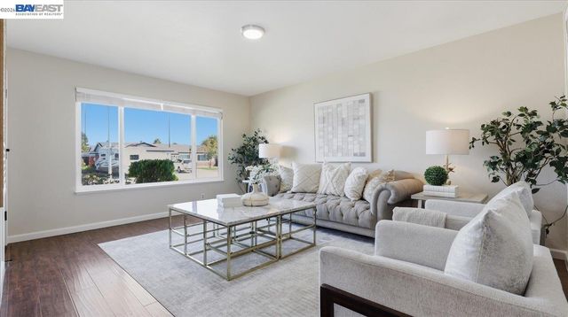 5939 Idlewild Ave, Livermore, CA 94551