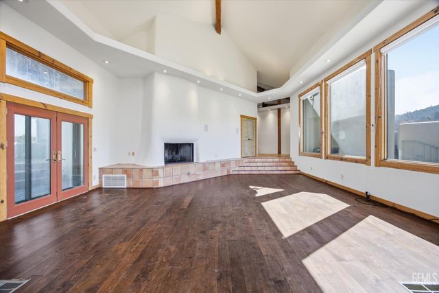 28221 Cumberland Road, Tehachapi, CA 93561