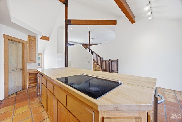 28221 Cumberland Road, Tehachapi, CA 93561