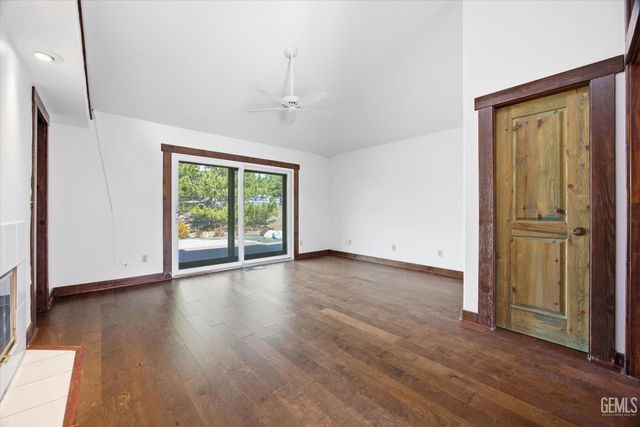28221 Cumberland Road, Tehachapi, CA 93561