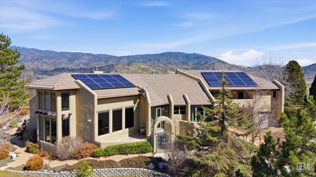 28221 Cumberland Road, Tehachapi, CA 93561
