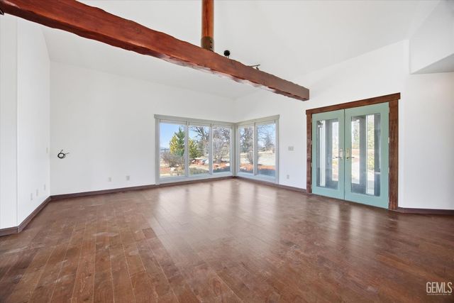 28221 Cumberland Road, Tehachapi, CA 93561