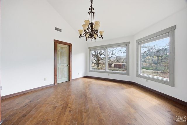 28221 Cumberland Road, Tehachapi, CA 93561