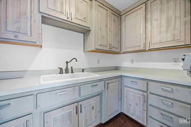 28221 Cumberland Road, Tehachapi, CA 93561