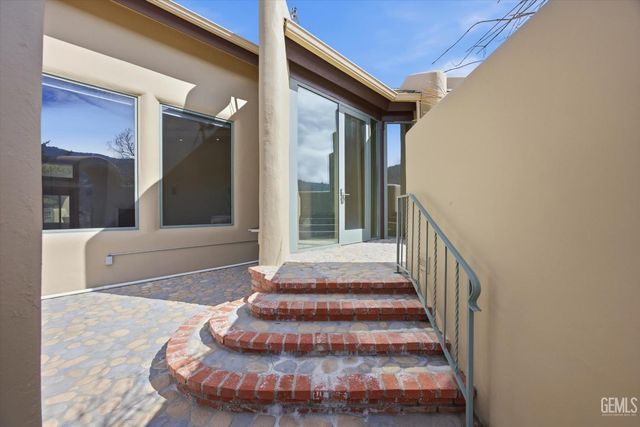 28221 Cumberland Road, Tehachapi, CA 93561