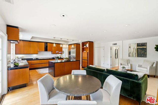 13019 Addison Street, Sherman Oaks, CA 91423