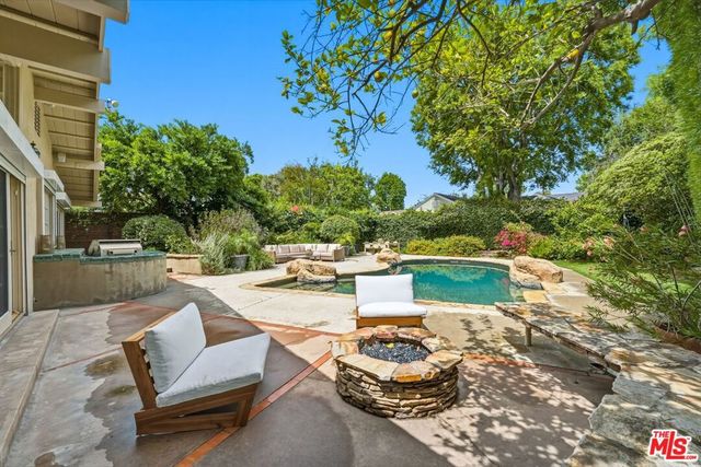 13019 Addison Street, Sherman Oaks, CA 91423