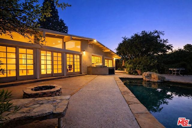 13019 Addison Street, Sherman Oaks, CA 91423