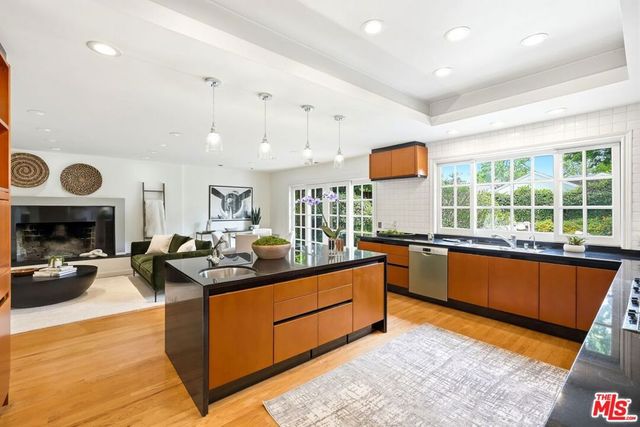 13019 Addison Street, Sherman Oaks, CA 91423