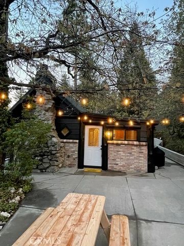 2410 Secret, Running Springs, CA 92382
