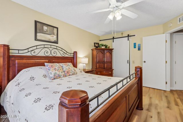 19026 N CAMINO DEL SOL Drive, Sun City West, AZ 85375