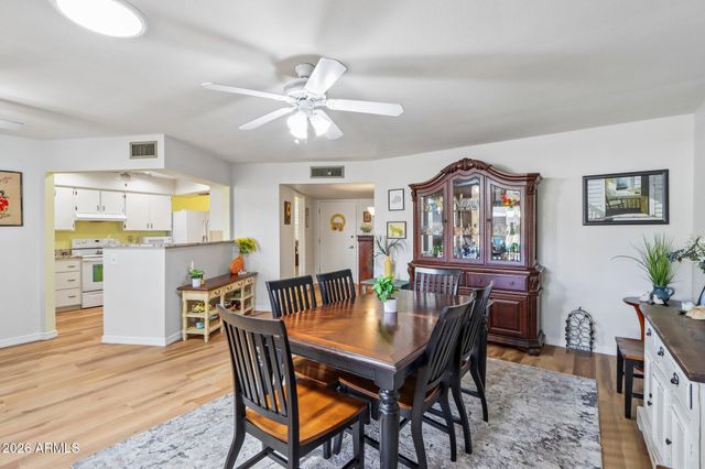 19026 N CAMINO DEL SOL Drive, Sun City West, AZ 85375