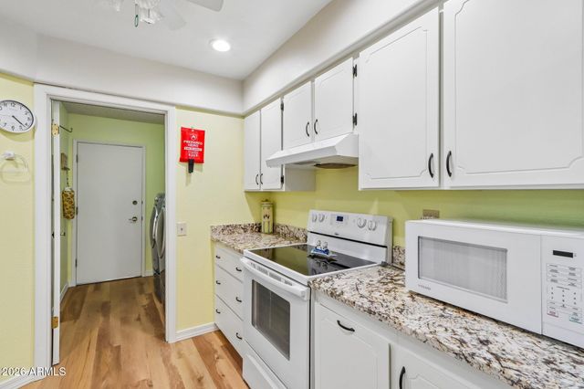 19026 N CAMINO DEL SOL Drive, Sun City West, AZ 85375