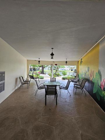 5100 NW 35th Street 104, Lauderdale Lakes, FL 33319