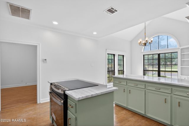 200 Autumn Oak Bend, Lafayette, LA 70508